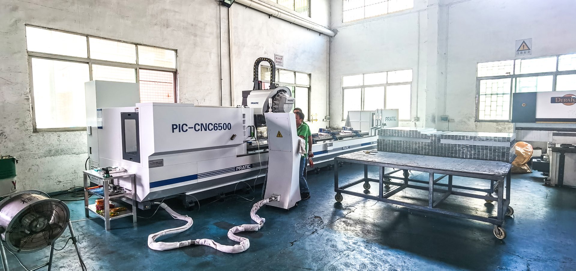 Aluminum Wall Panel Facades: The Ultimate Blend of Aesthetics and Functionality PRATIC PIC-CNC6500 machining center for aluminum veneer panel custom shapes