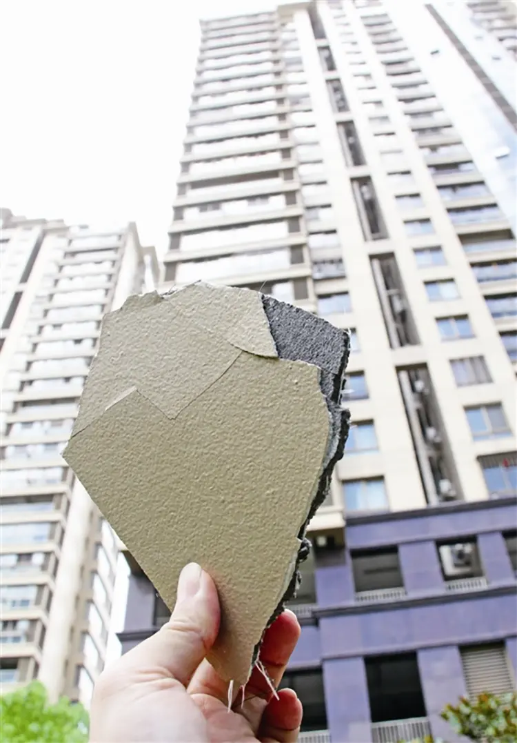 ACP vs ACM: Differences, Fire Safety, Cost, and Panel Selection Guide Aged ACP ACM cladding sample showing coating and core deterioration risk