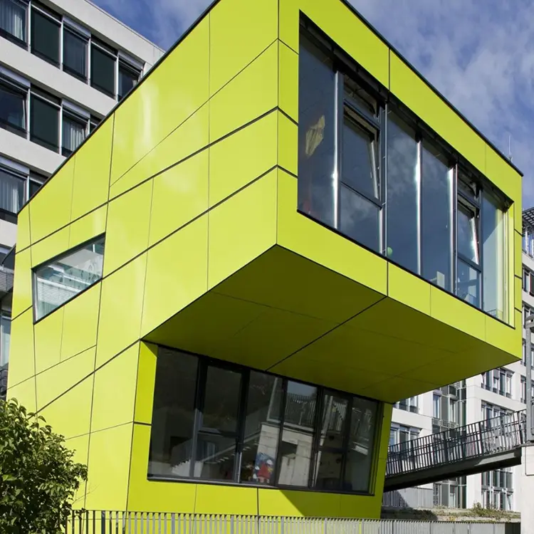 Home Likton colored aluminum facade panels with green exterior finish