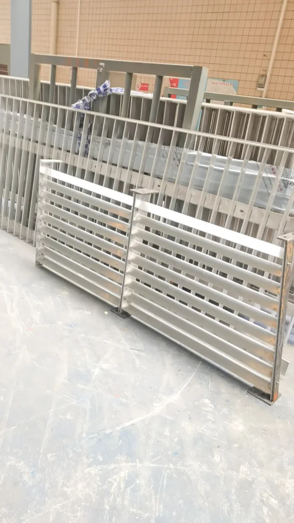 Brick Townhouse Aluminum Slat Screens - 11