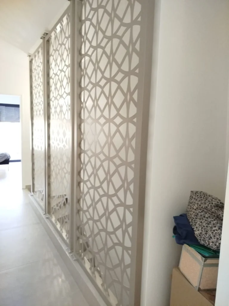 Laser-Cut Sliding Screens for Apartment Corridor - 12