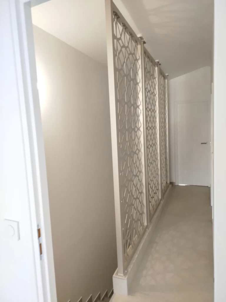 Laser-Cut Sliding Screens for Apartment Corridor - 10