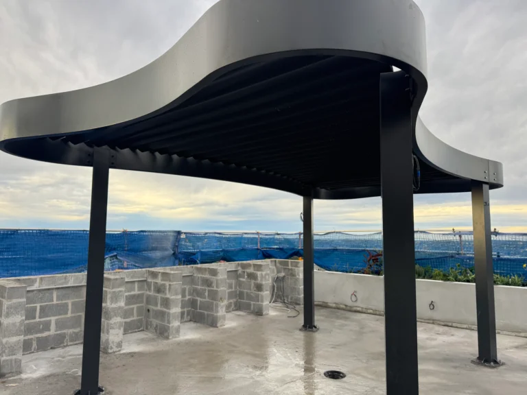 Curved Aluminum Pergola for Rooftop Terrace